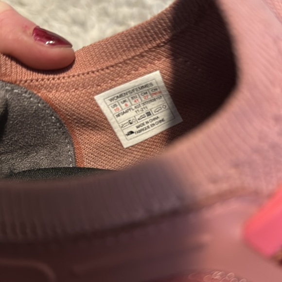 North Face Vectiv Hypnum Sneakers - Picture 5 of 6